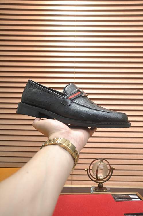 Picture of Louis Vuitton Shoes _SKULVsz38-45hnh020313952